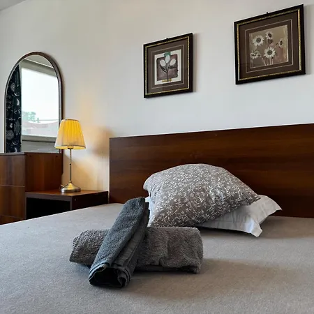 Palace Of Parliament 3 By Chr Luxury Property Apartament Bucureşti