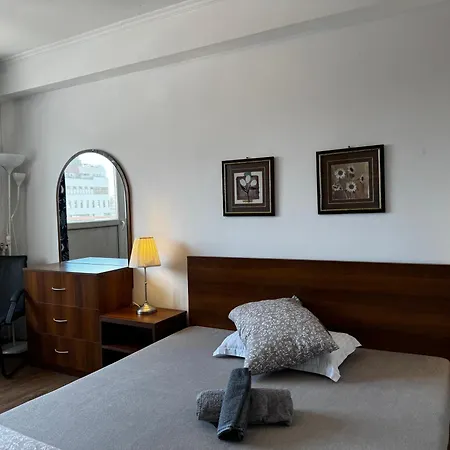 Palace Of Parliament 3 By Chr Luxury Property *