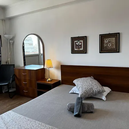 Palace Of Parliament 3 By Chr Luxury Property Daire *
