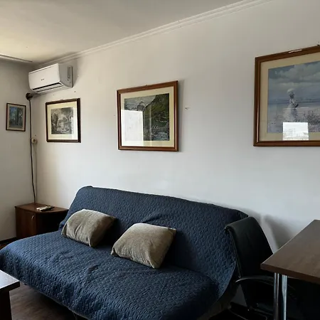 Palace Of Parliament 3 By Chr Luxury Property Apartment *